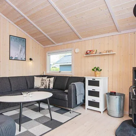 6 Person Holiday In Hemmet Vakantiehuis *