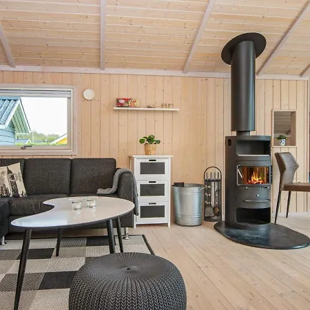 6 Person Holiday In Hemmet Falen