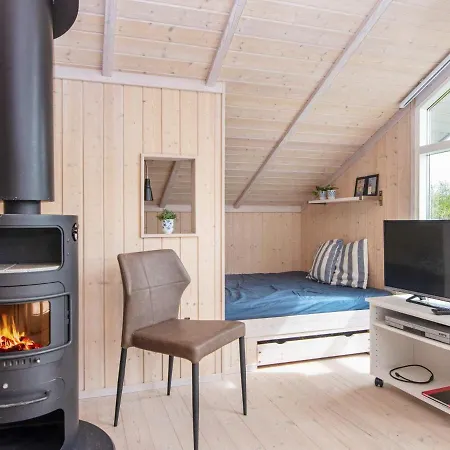 6 Person Holiday In Hemmet Vakantiehuis