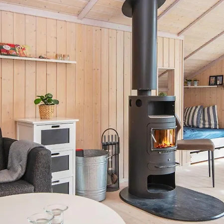 6 Person Holiday In Hemmet Falen
