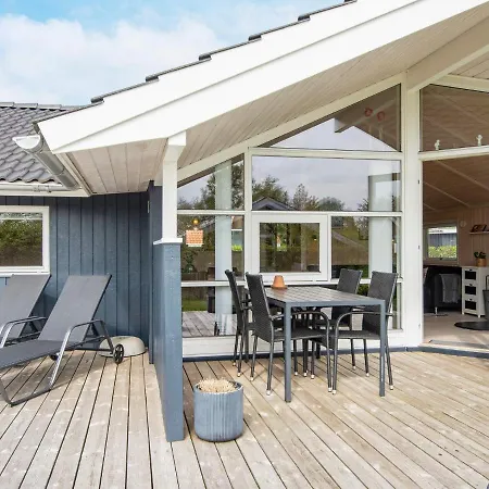 6 Person Holiday In Hemmet Vakantiehuis *